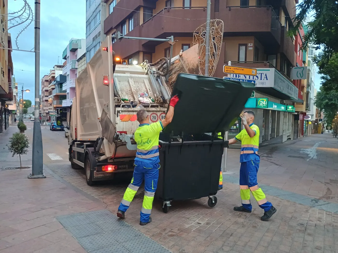 Toneladas de basura, miles de euros de gasto y ni un dato sobre las ventas en San Gregorio