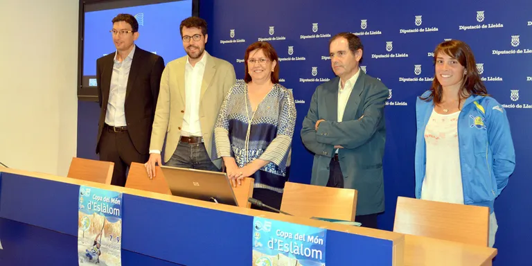 La Copa del Món d'eslàlom reuneix a la Seu 49 països i 317 palistes
