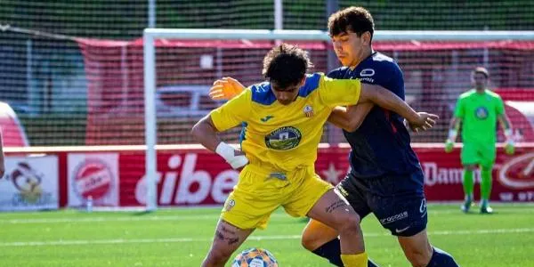 El Catllar aprofita la superioritat numèrica per assegurar el primer triomf del curs davant l’Ascó (3-1)