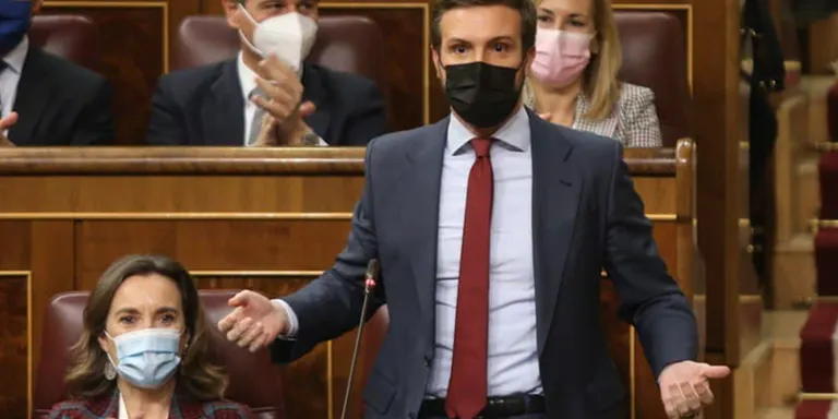 Casado sacrifica Teodoro García Egea i s'obre a celebrar un congrés extraordinari