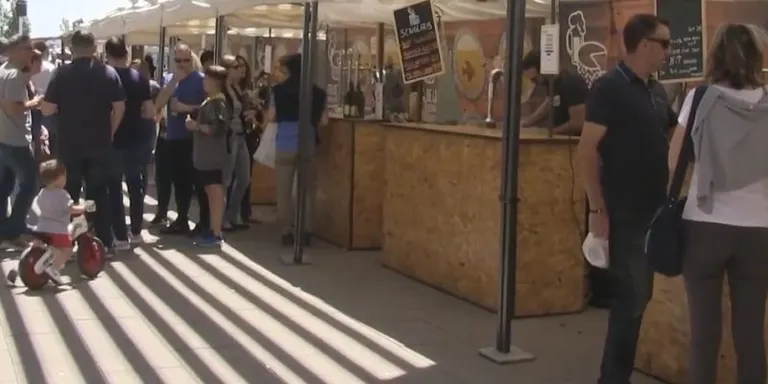 Més d’11.000 persones visiten la Fira de la Cervesa i el Formatge de Rubí a la Rambla del Ferrocarril