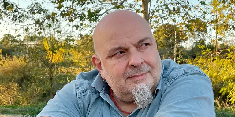 Òmnium Solsonès porta Titot a Solsona per presentar la seva última novel·la, ambientada en la Mallorca del s. XVII