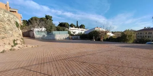 El renovat pàrquing de l'Era de l'Hospital d'Altafulla ja està operatiu