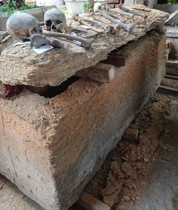 Nou avenç en l'anàlisi de les possibles restes d'Arnau de Torroja a Verona