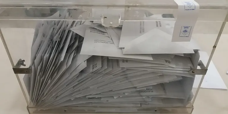 Obert el termini per votar per demanar el vot per correu fins el 31 d'octubre