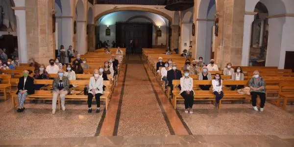 Torredembarra reuneix a les seves Rosalies