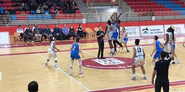 Vuitena victòria del Cadí La Seu, a la pista del Campus Promete (68-77)