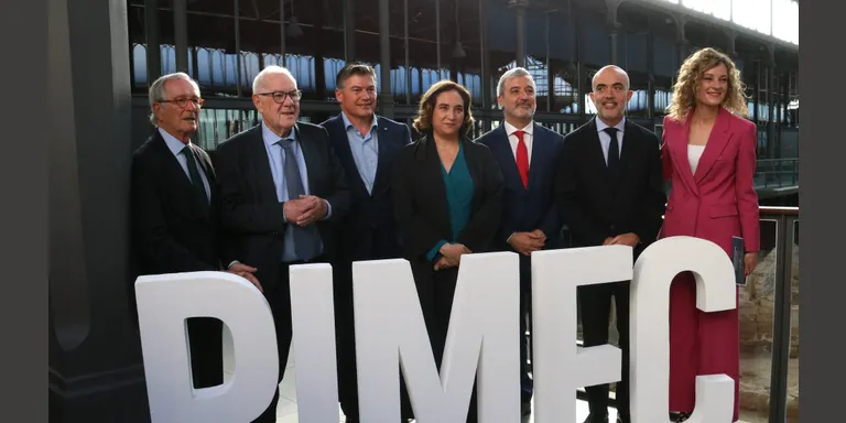 L'aeroport, el turisme i els pactes centren un primer debat preelectoral entre Colau, Collboni, Maragall, Trias i Sirera