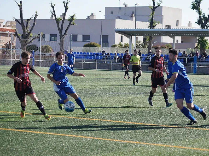 L'abril del 2017 van jugar Reus B i Rubí. Llavors ells pujaven a Tercera Divisió i el Rubí baixava 