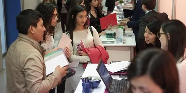 La URV recupera la Fira de l'Ocupació en format presencial