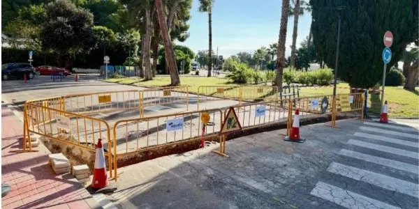 Circulació complicada aquest dijous al votant de la plaça Mediterrani de Roda de Berà