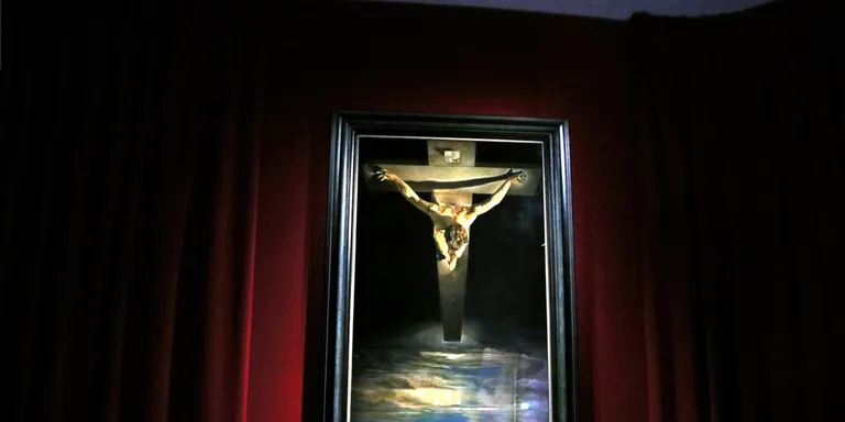 El Museu Dalí mostra ‘El Crist’ en una exposició “única” on dialoga amb ‘La cistella de pa”
