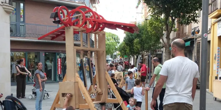 La Nit Oberta i les rebaixes han fet sortir més rubinencs al carrer