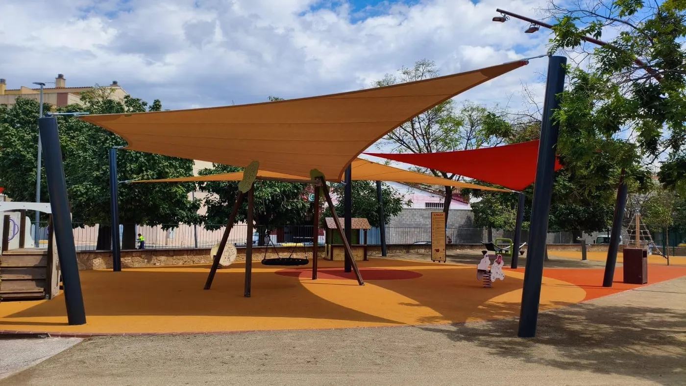 El parc de l'Estatut reobre després de la seva renovació integral