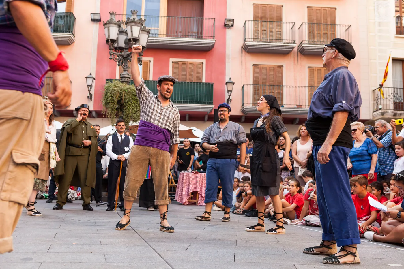 Vileros i Mariners i el seguici popular estàtic, els protagonistes del dia de la Mare de Déu del Camí