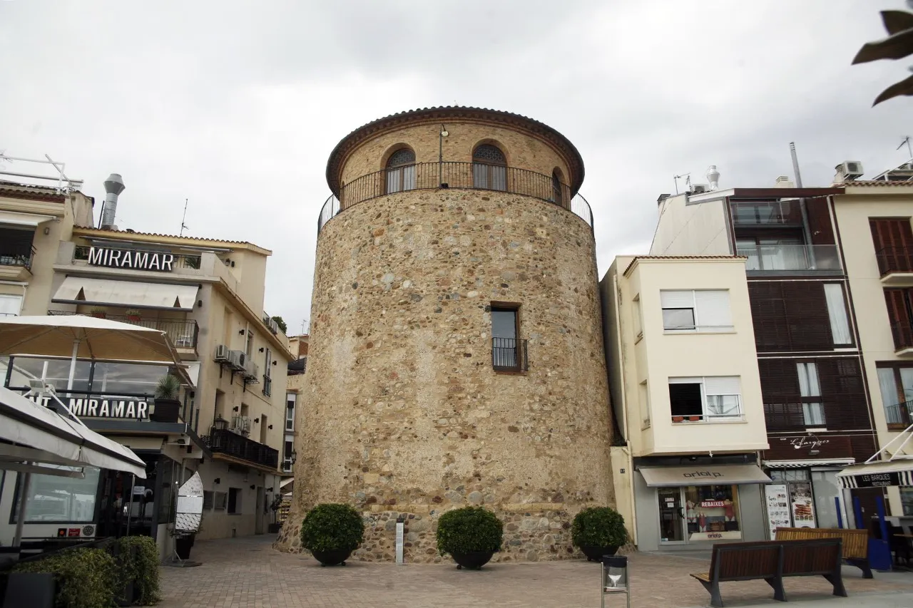 Cambrils il·luminarà aquesta nit la Torre del Port per commemorar el Dia Mundial contra l’ELA