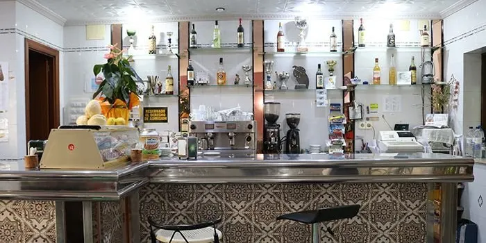 L'emblemàtic Bar Montilla tanca després de 34 anys d'activitat