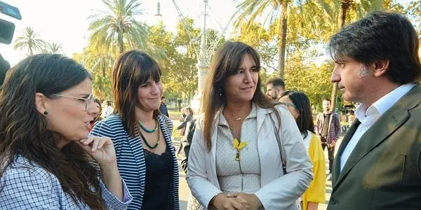 Arrenca la consulta de Junts sobre la continuïtat al Govern amb discrepàncies entre sectors del partit