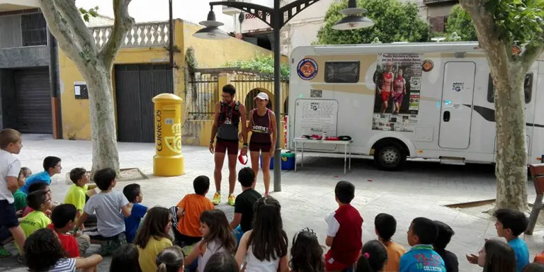 Bona acollida de la "Vuelta Solidaria a España por las enfermedades raras", a Agramunt