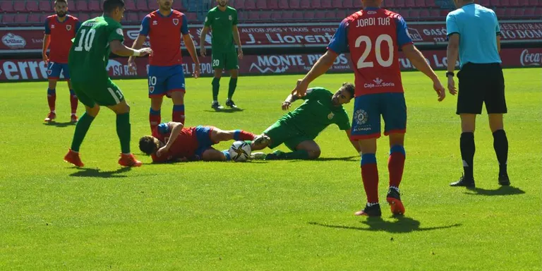 El Cerdanyola cau davant el CD Numància (2-0)