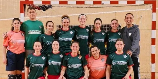 El Catllar Atlètic perd dos punts en els últims minuts a la pista del Capçanes (1-1)