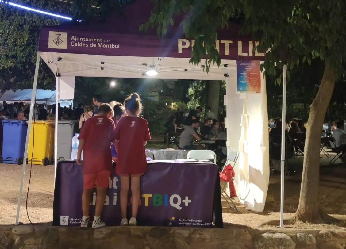 El Punt Lila de l'Escaldàrium va atendre 350 consultes durant les dues nits de la festa