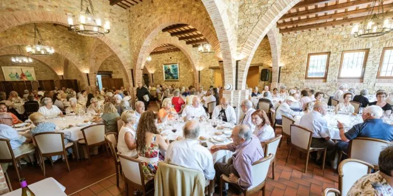 Begur homenatja la seva gent gran en la 63a Festa de la Vellesa