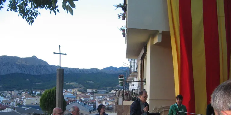 Més de 130 participants al recital de poesia per la independència