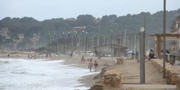La platja d'Altafulla torna a desaparèixer