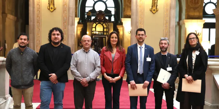 Front comú dels consells comarcals de la Catalunya Central per reclamar a la consellera d'Educació recursos pel transport escolar