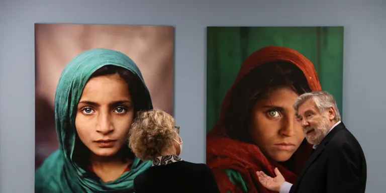 El nord-americà Steve McCurry, protagonista de la primera exposició del centre FotoNostrum