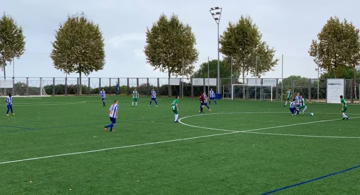 El partit es va disputar a camp contrari 