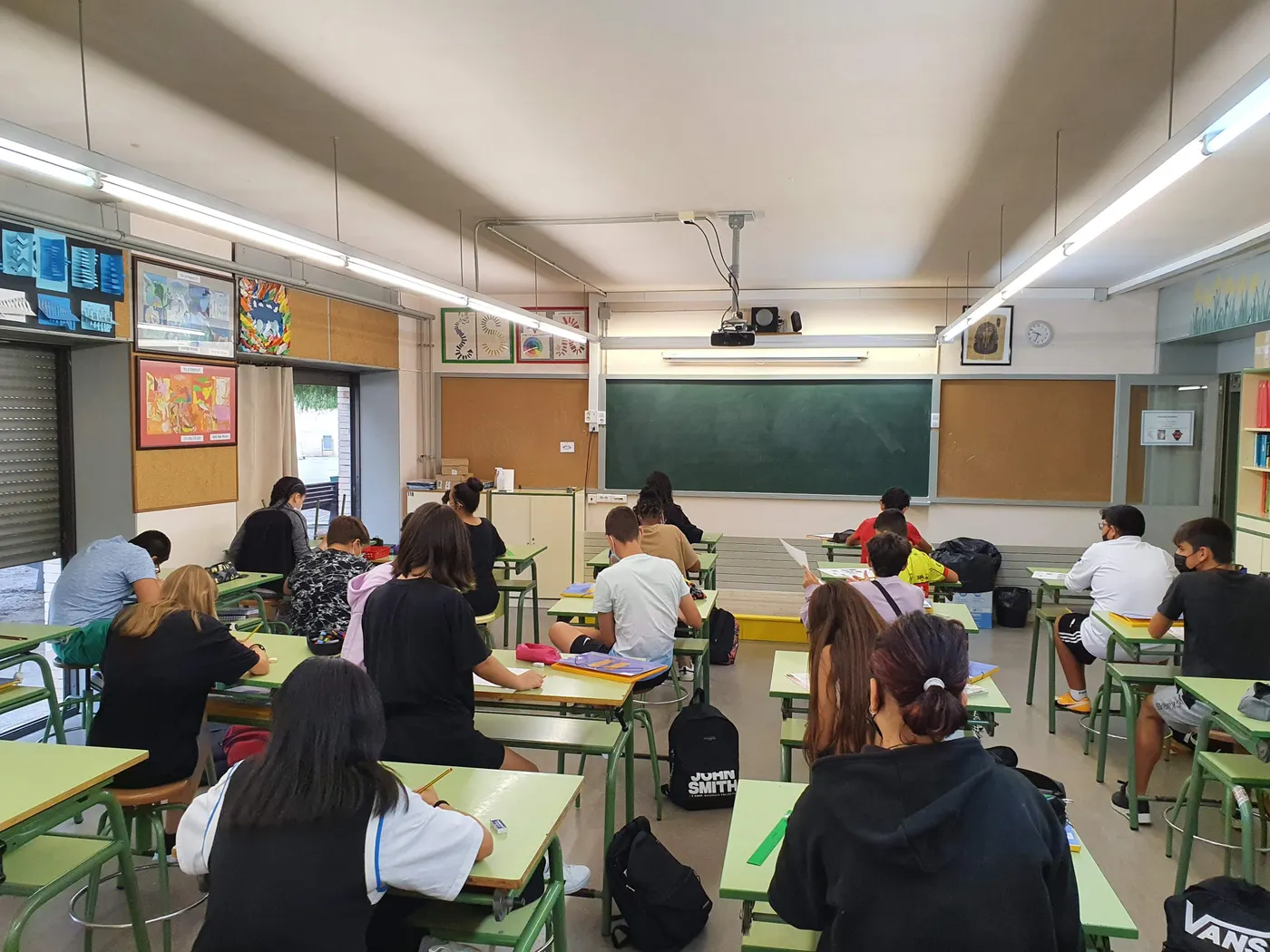 Des d'avui desapareixen les quarantenes de grups bombolla a les escoles