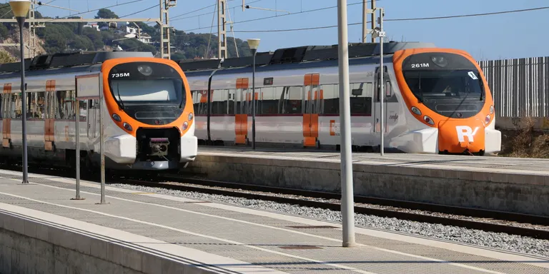 Renfe expedeix a Catalunya prop de 778.000 abonaments gratuïts de Rodalies i Mitjana Distància, i d’Avant bonificats