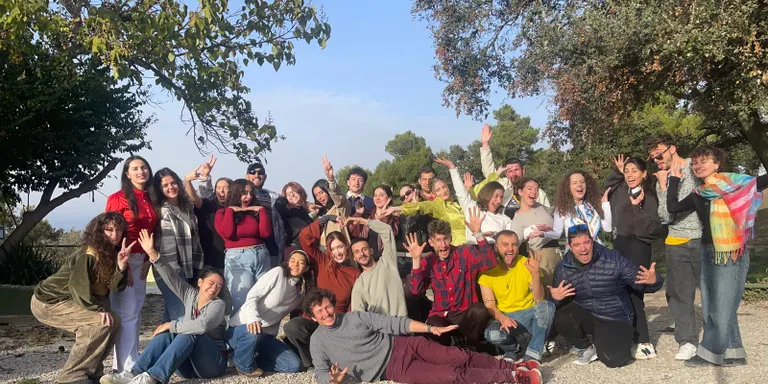 Deixant Empremta editarà un llibre amb 14 històries de no-violència