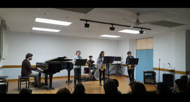 L’Escola Municipal de Música Joan Valls recupera les audicions dels alumnes després de la pandèmia