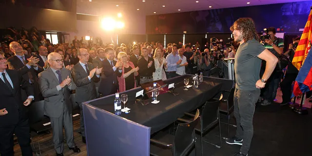 Carles Puyol s'acomiada del Barça amb tots els honors