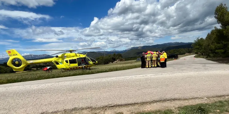 Una dona ferida greu en un accident a Navès