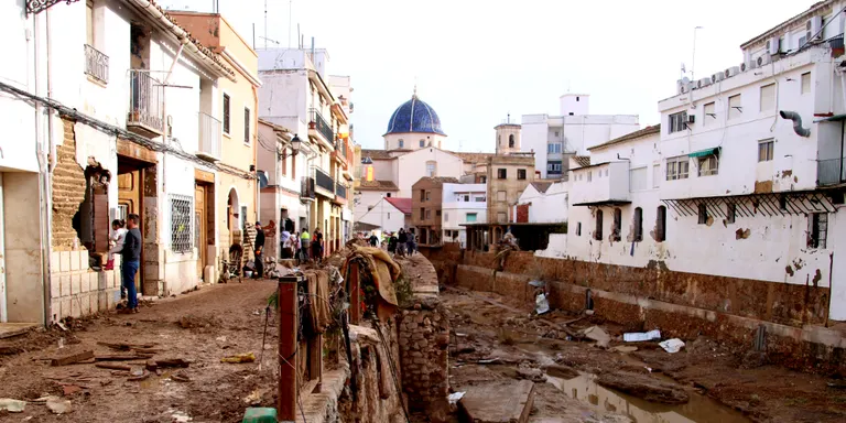 Recollida d’aliments i productes de primera necessitat per als afectats per la DANA al País Valencià