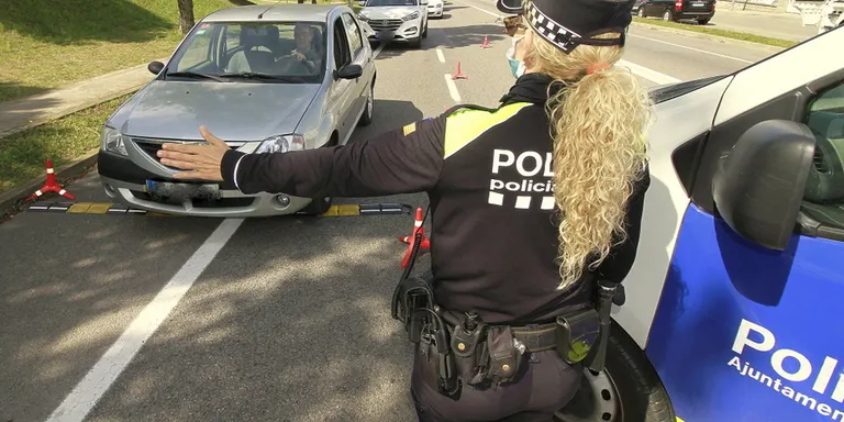 La Policia Local de Blanes aixeca 52 actes COVID i identifica 2.424 vehicles aquest cap de setmana