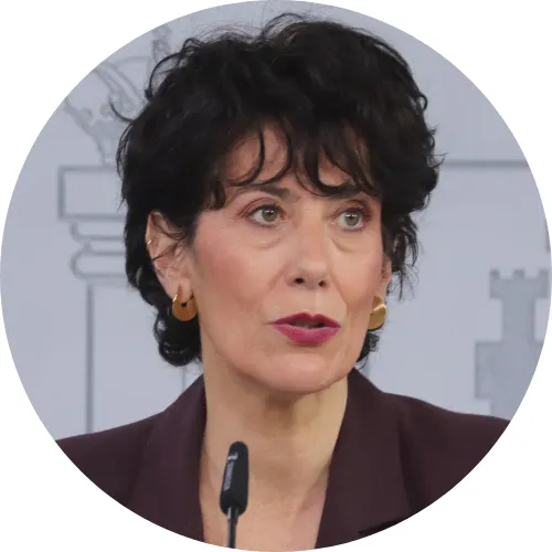 Elma Saiz acusa Xavier García Albiol d’haver difós “rumors falsos” sobre els migrants