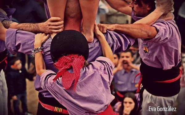 Els Castellers d’Altafulla descarreguen el 3d7, el 4d7, el 5d6 i el pd5 a la diada castellera de Sant Martí