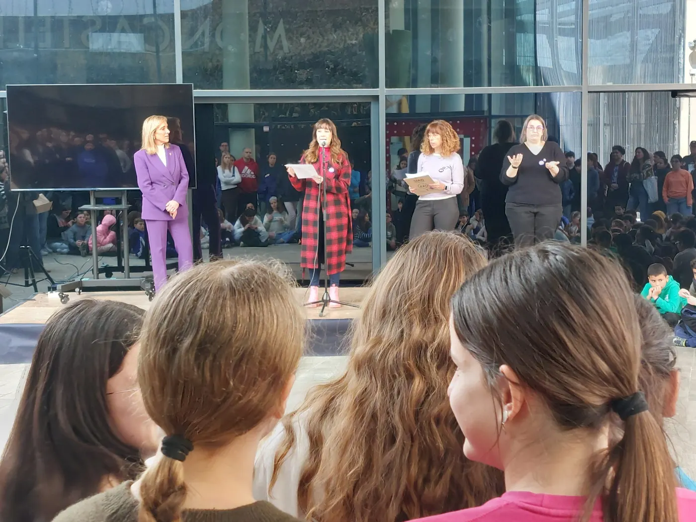 Els centres educatius protagonitzen l’acte central del 8M