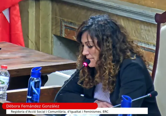 Dèbora Fernández fa oficial la seva renúncia com a regidora de l’Ajuntament de Valls