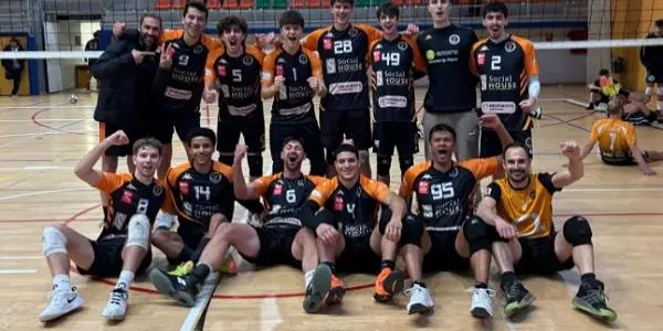 El CEVOL Torredembarra tanca la temporada amb una derrota contra el CV Reus (0-3)