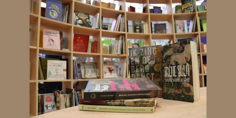 El fenomen 'Canto jo i la muntanya balla': prop de 100.000 exemplars venuts i una vintena de traduccions a tot el món