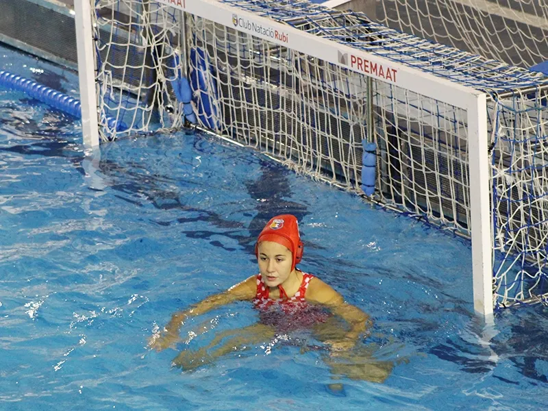 La portera Èlia és una referència en l'equip femení / Arxiu
