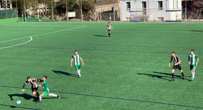 El partit es va disputar ahir al camp Bernat Coll