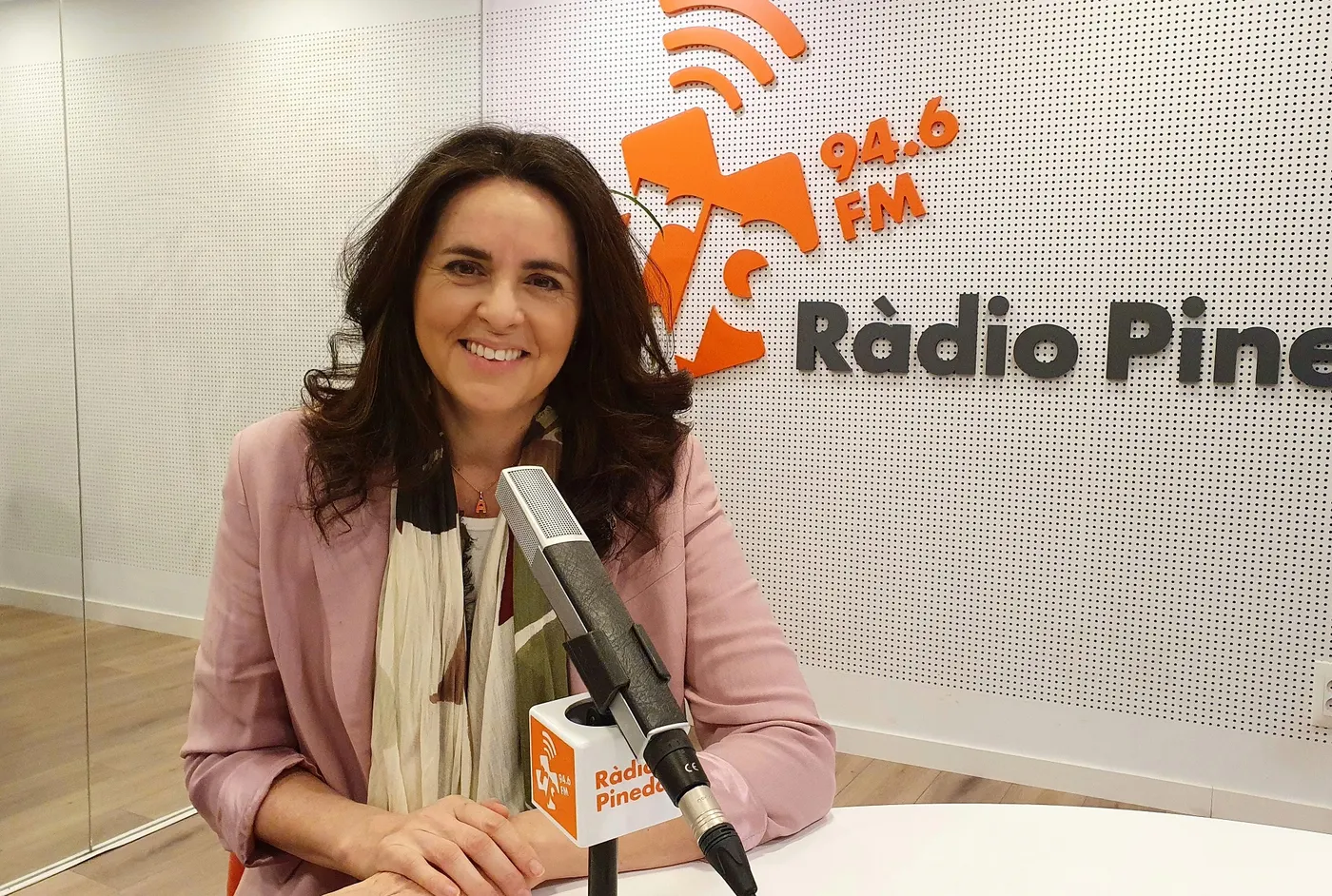 Noemí Llorens (EM-JuntsxCat): "Habitatge, neteja, educació i seguretat han de ser les prioritats a Pineda"