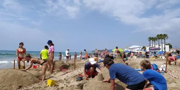 Torna el Concurs de Castells de Sorra a la platja d’Altafulla aquest diumenge